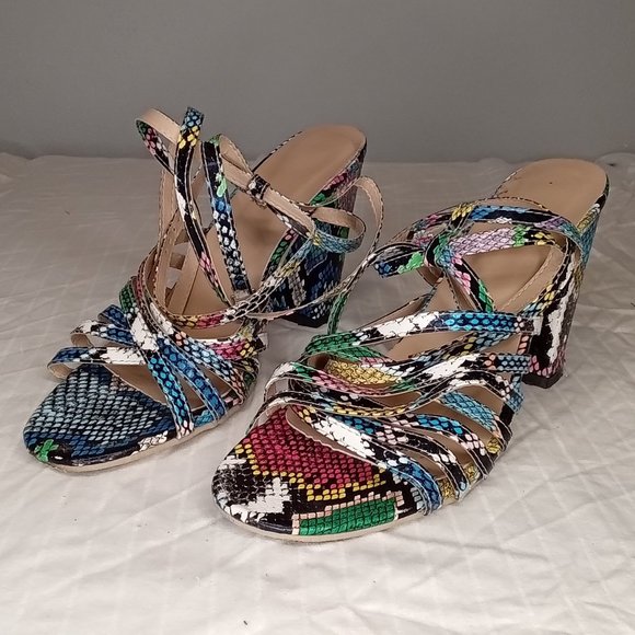 Bundle of 8 Pairs of Shoes All Styles Some Never Worn Size 10 - Picture 5 of 8